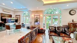 First Avenue (D10), Detached #457653461